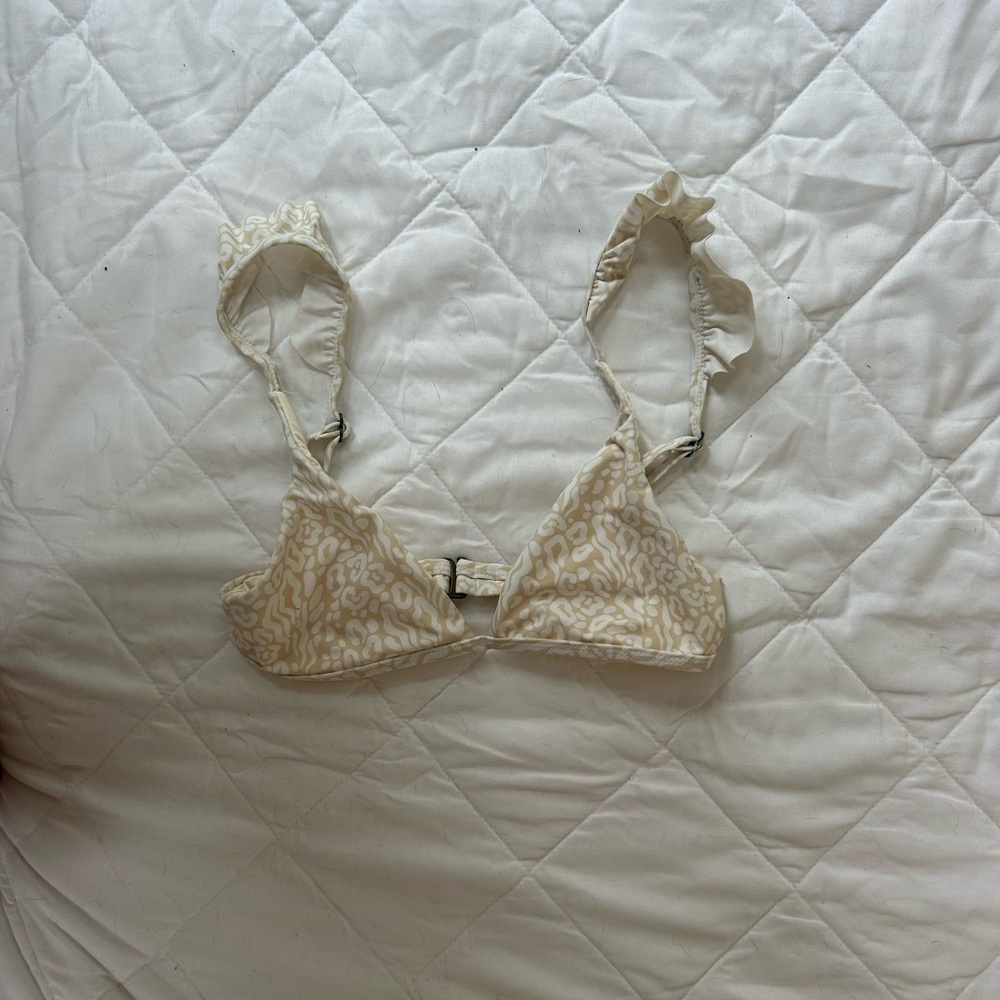 Chic Cream Patterned Bikini Top